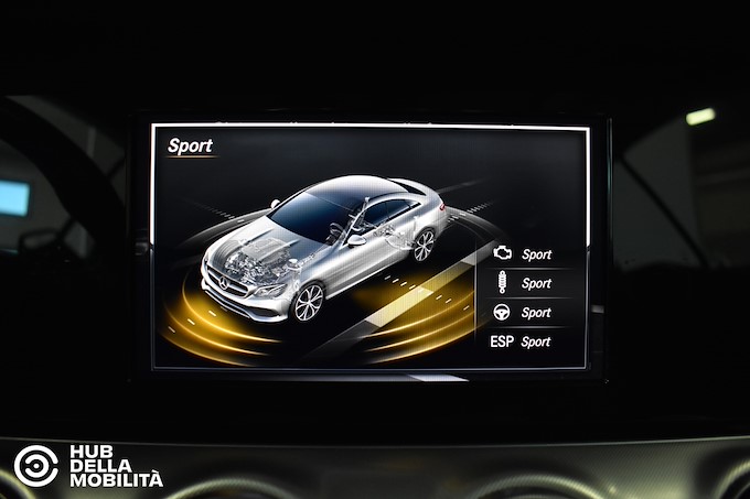 MERCEDES-BENZ E 220 d 4Matic Sport